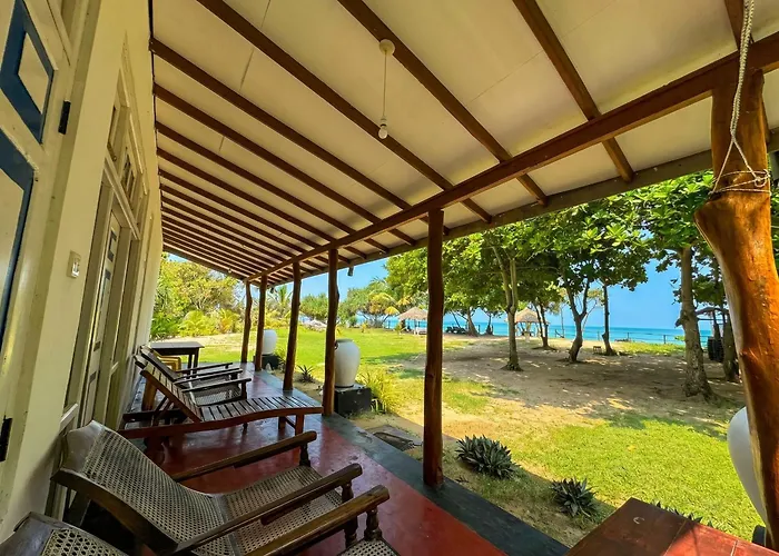 Bliss Bay Beach Resort & Spa